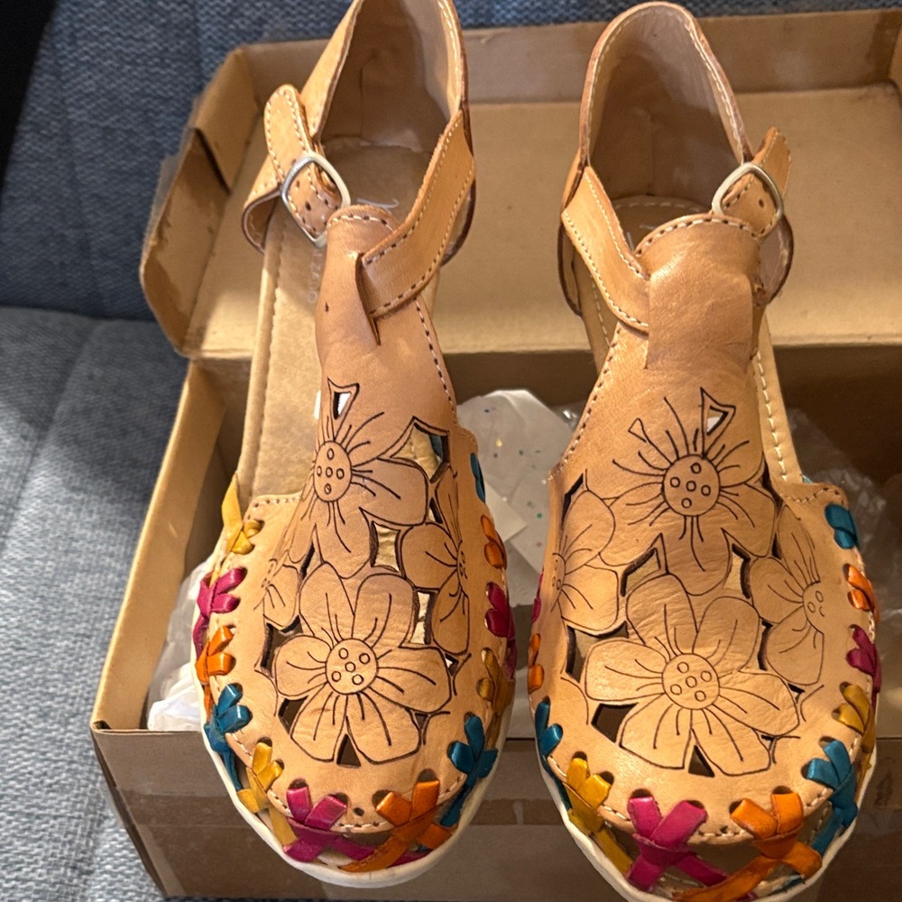 Tan Floral Cutout Women's Sandals